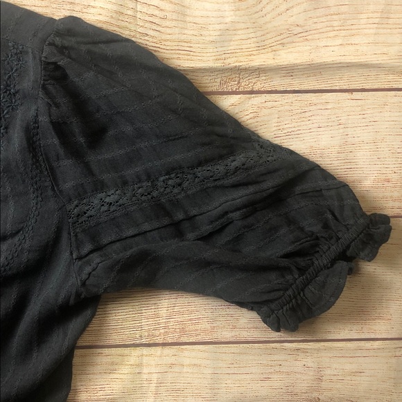 American Eagle Outfitters Black Tie-Front Blouse - Picture 6 of 8